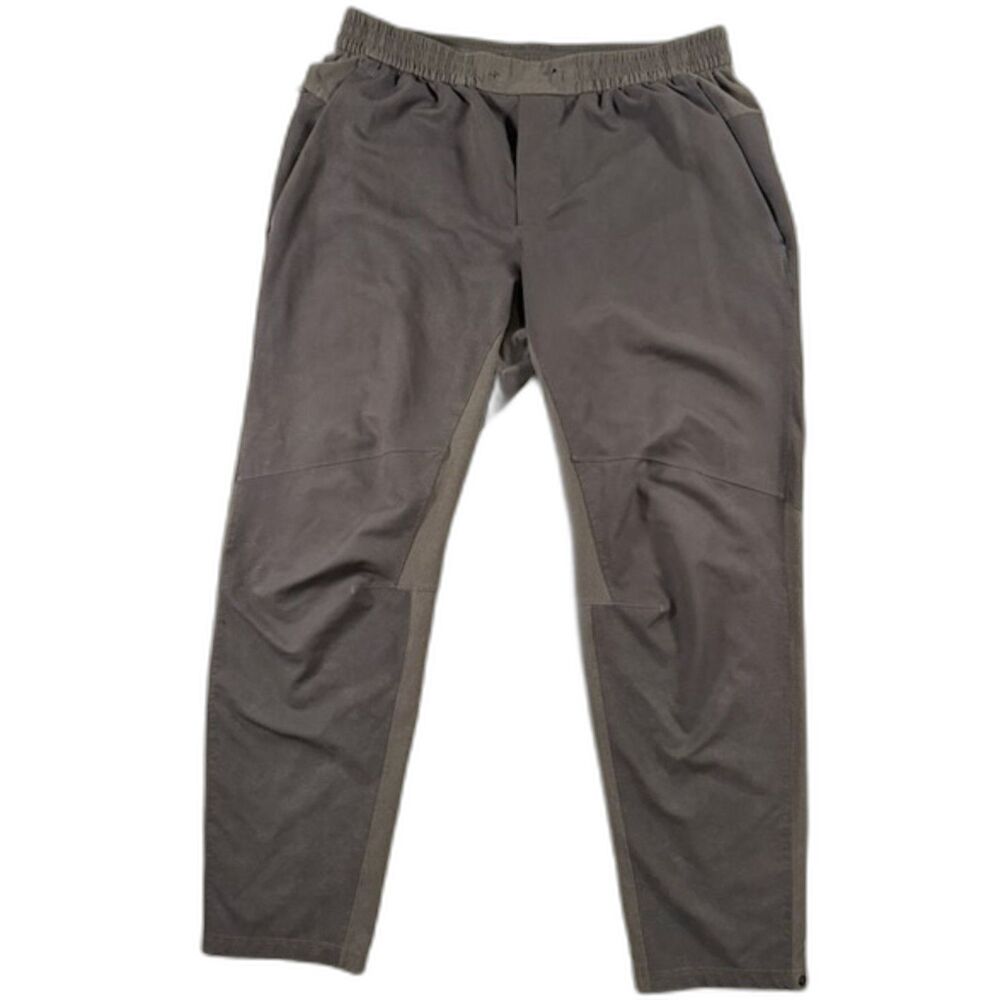 Lululemon License to Train Pants Men’s XL Gray 30" Snap Hem Training